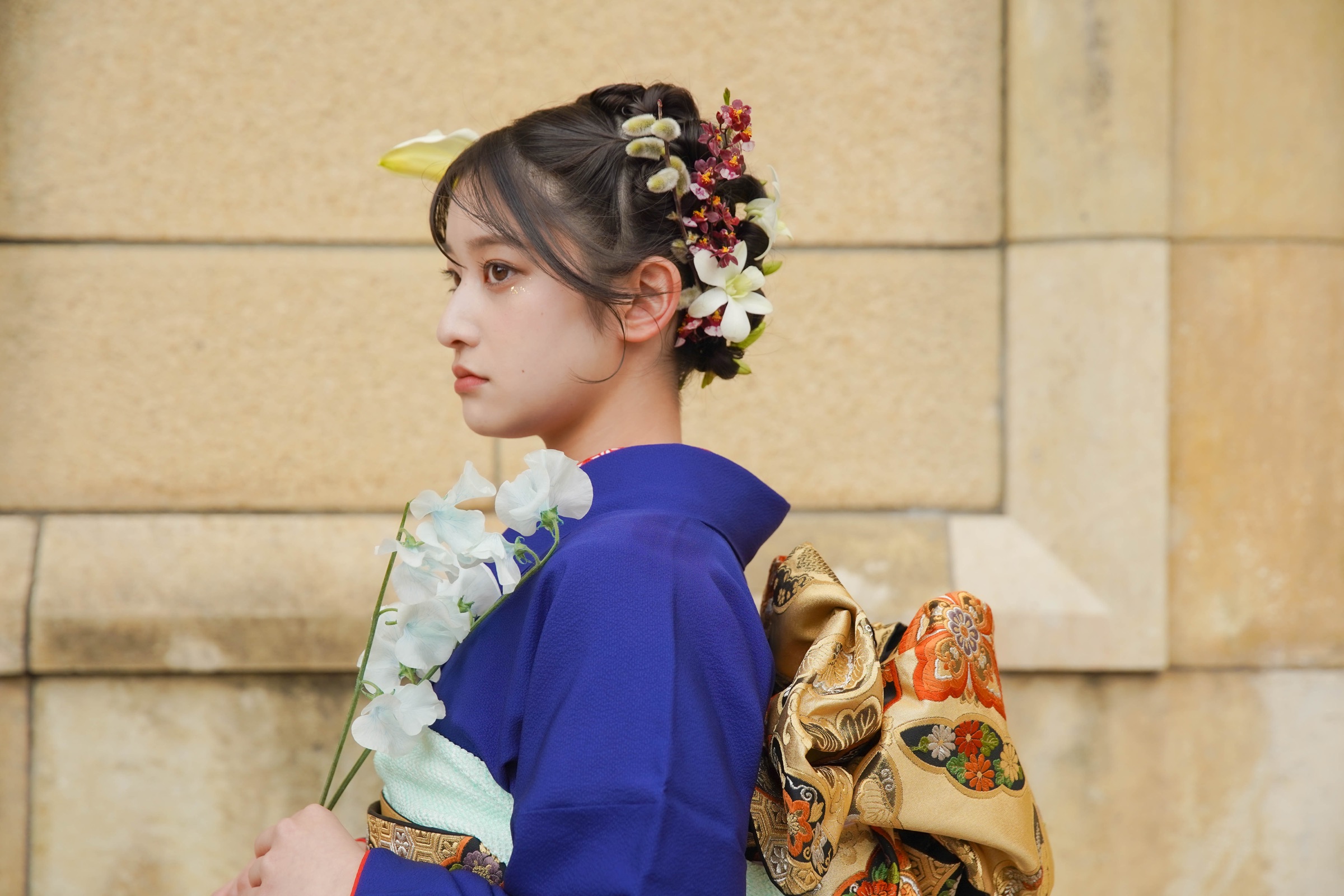 HANAYUI 生花を取り入れたヘアスタイル